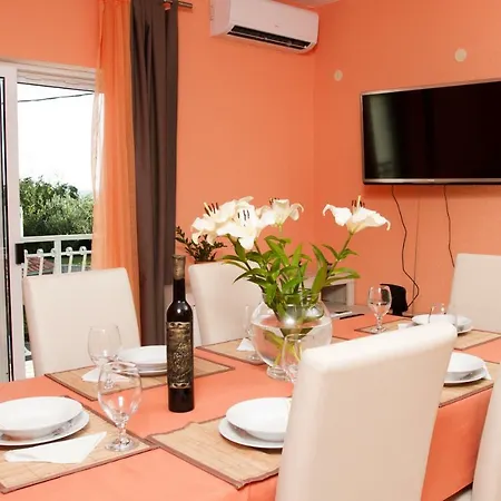 Apartament Butterfly Kaštela